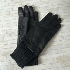 Banana Republic black leather gloves